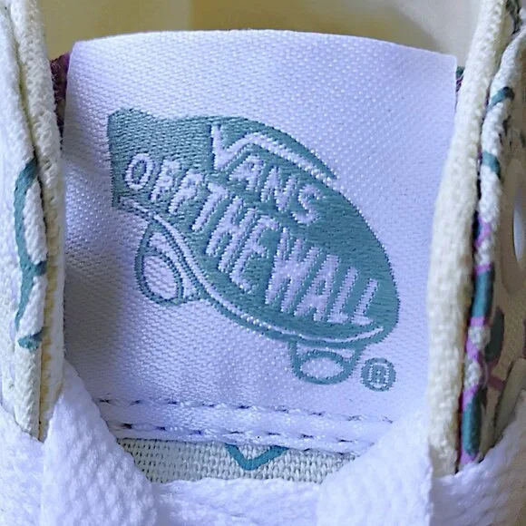 Vans Women Sk8-Hi Tapered Canvas Sneaker in Lovely Pastel Floral Frosted Mint - Picture 9 of 13